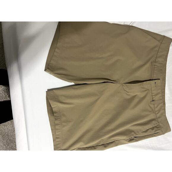 Lululemon Commission Classic-Fit Short 9"  Warpstreme - Picture 1 of 2